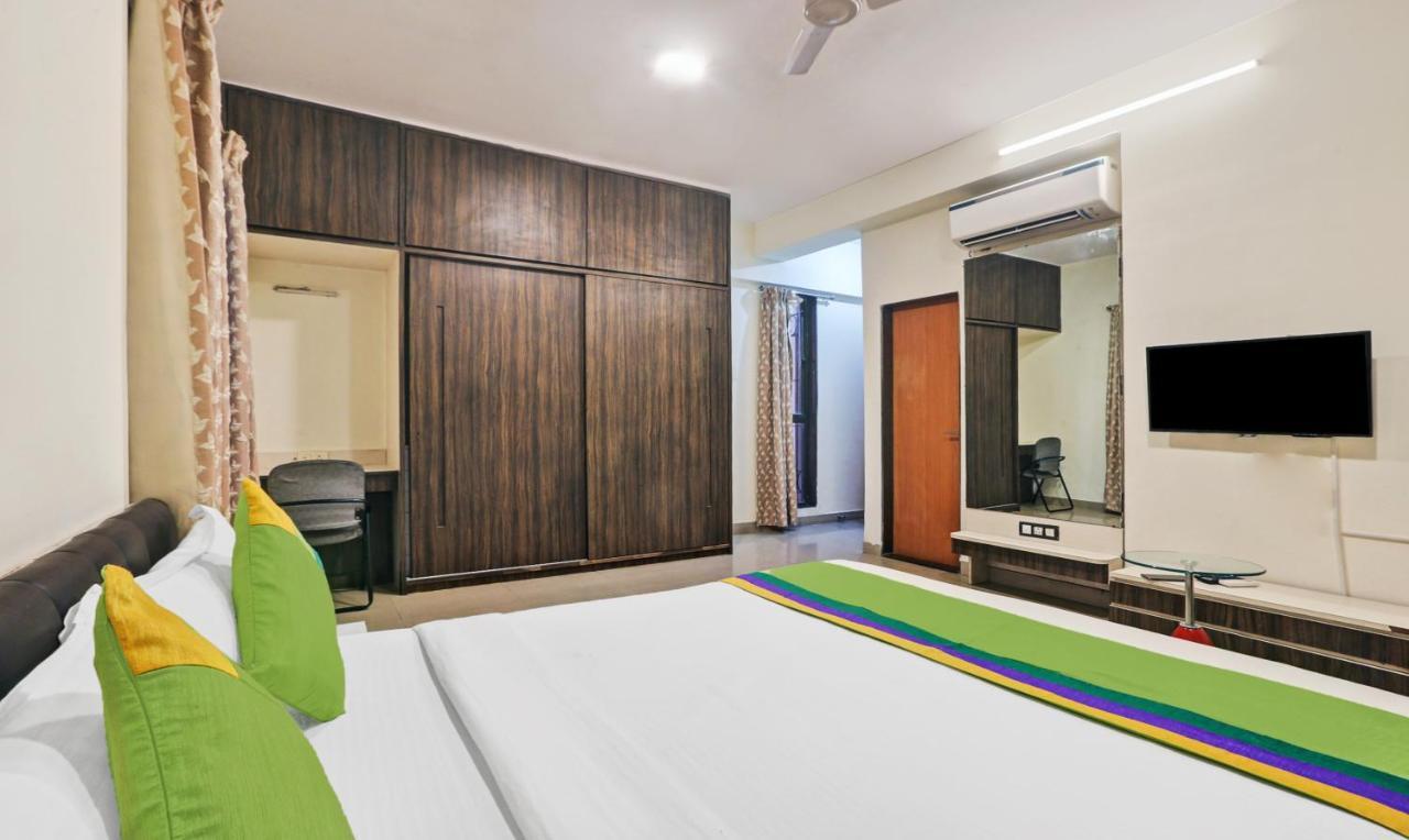 Treebo Trend Bandra Apartments ムンバイ エクステリア 写真