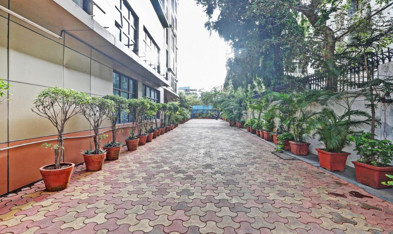 Treebo Trend Bandra Apartments ムンバイ エクステリア 写真